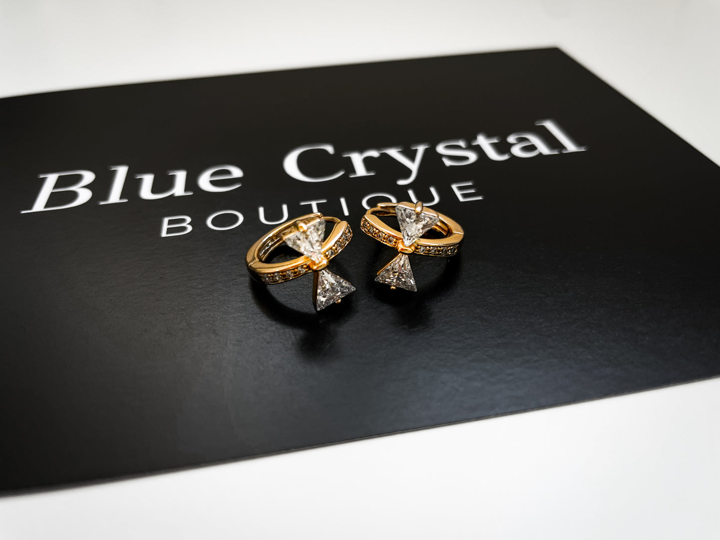 Bow detail earrings