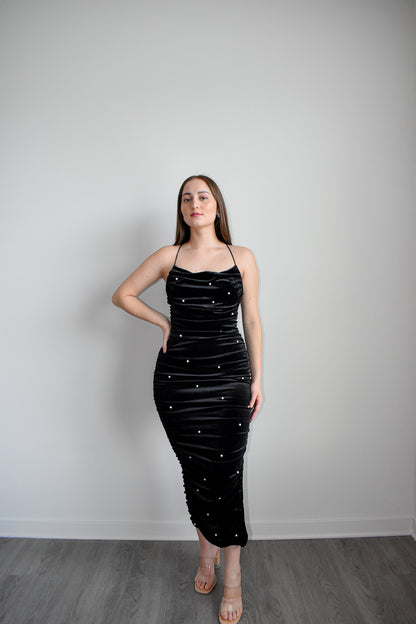 Pearl Essence Velvet Midi Dress / blue crystal boutique 