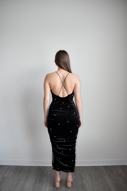 Pearl Essence Velvet Midi Dress / blue crystal boutique 
