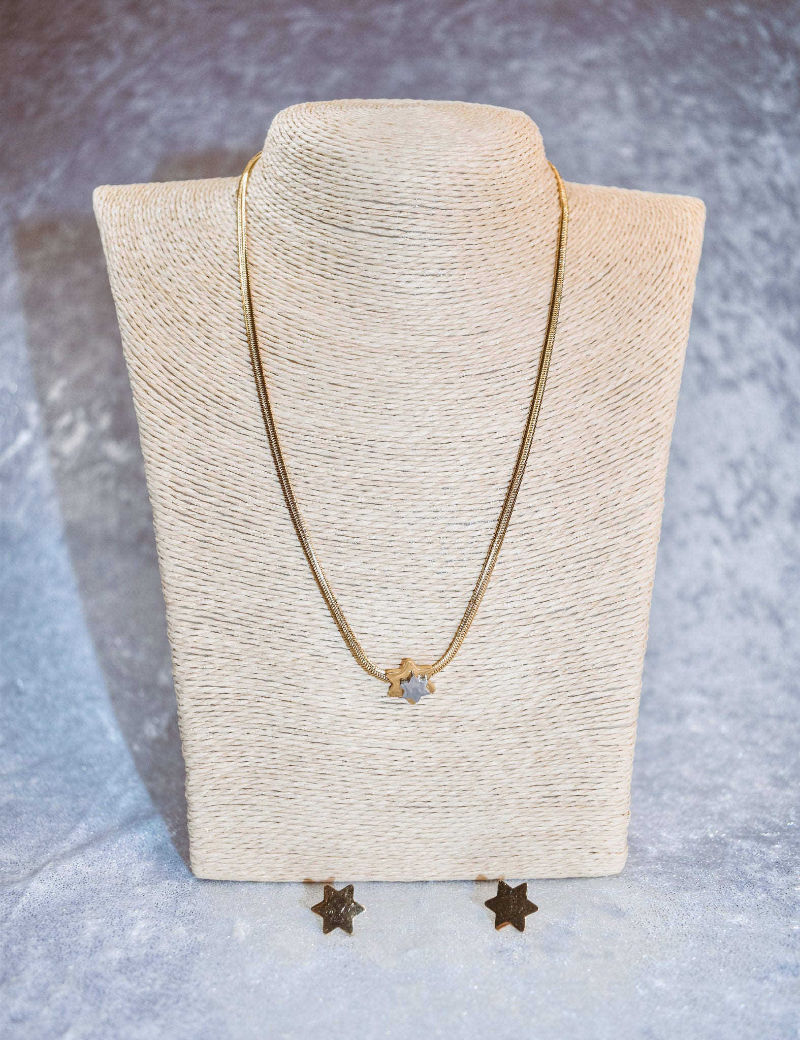 Star sirius Necklace Set