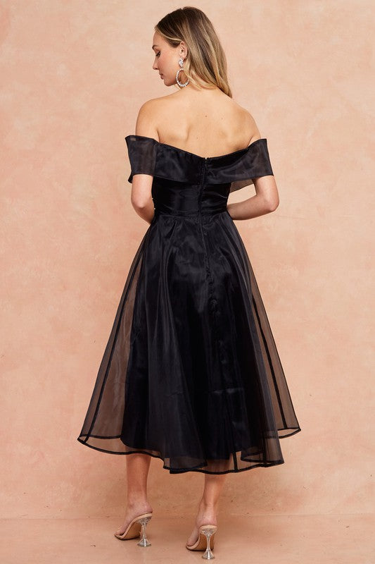 Midnight Beauty Off-the-Shoulder Organza Midi Dress – Timeless Elegance