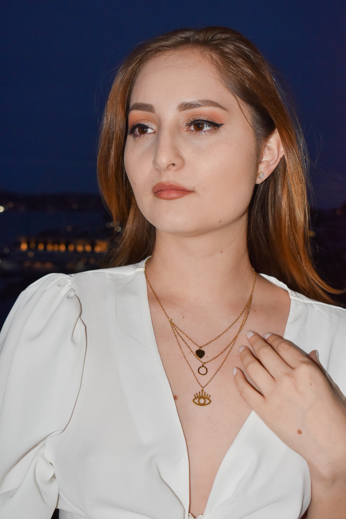 Eye necklace set